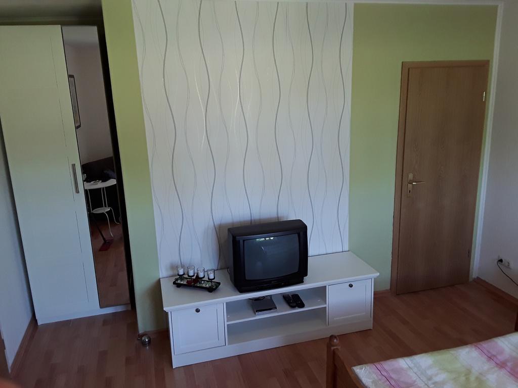 Haus Edzards Appartement Neuharlingersiel Buitenkant foto